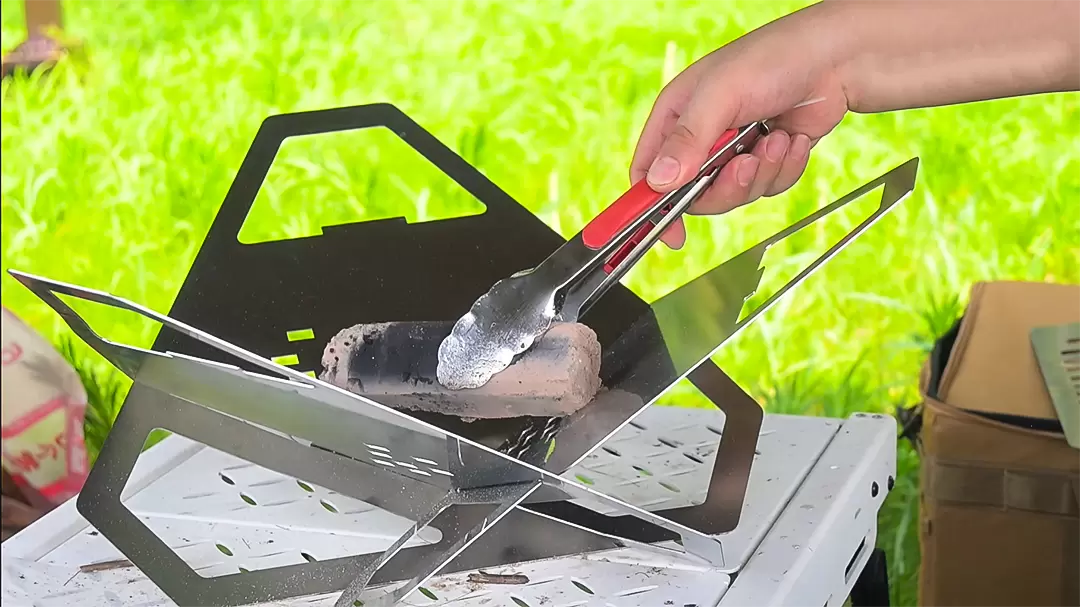 Складная костровая чаша в карточном стиле